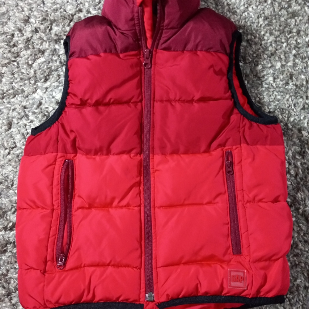 Kids Gap Red Puffer Vest Size S Gitl